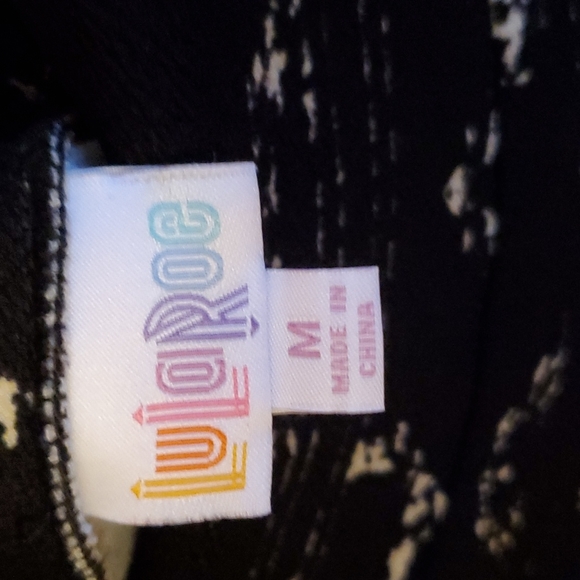 Lularoe‎ Cassie skirt - Picture 2 of 3